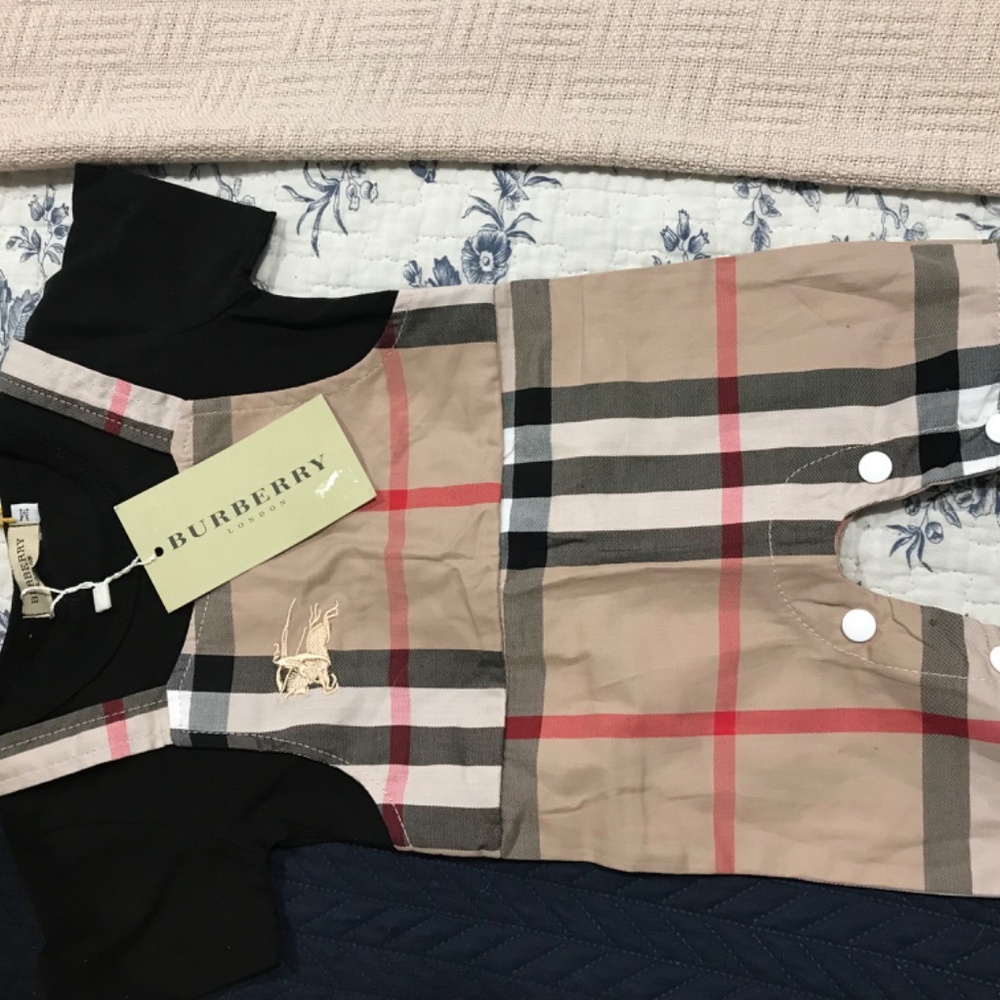 Burberry Baby Overalls All in One Romper - Picture 3 of 5